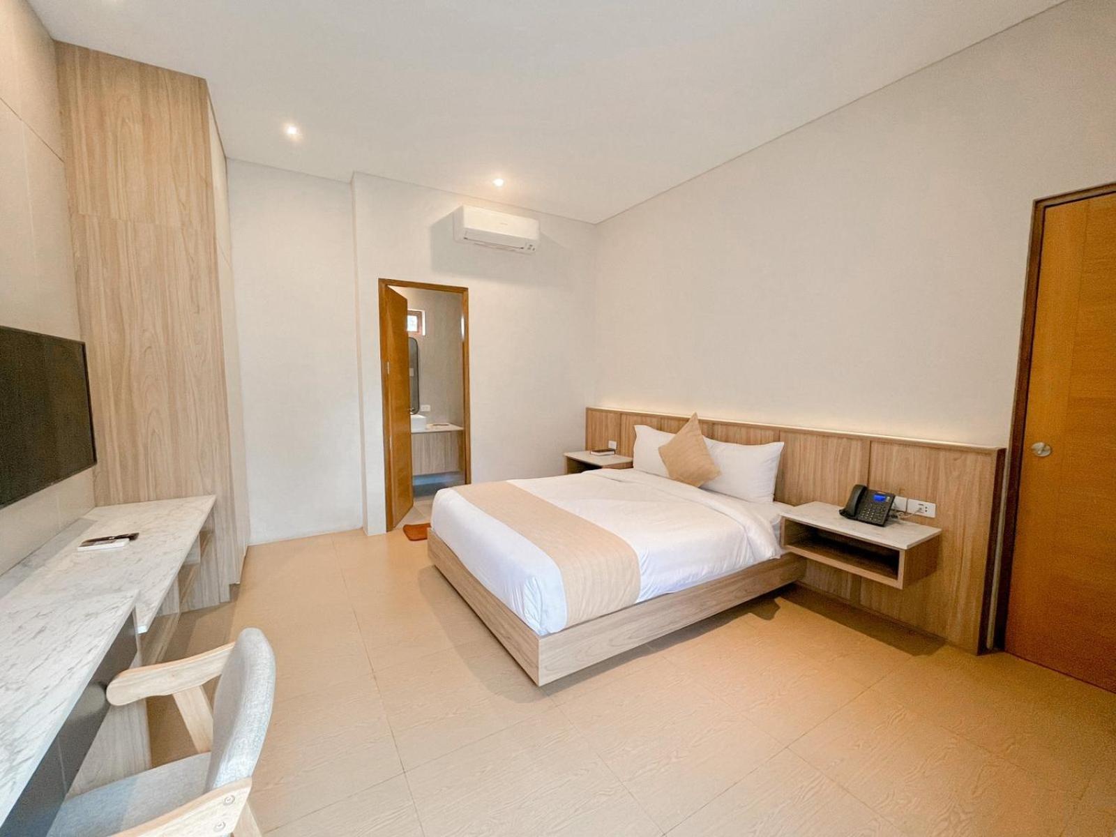 Hortz Hotels And Resorts Tagaytay City Exterior photo